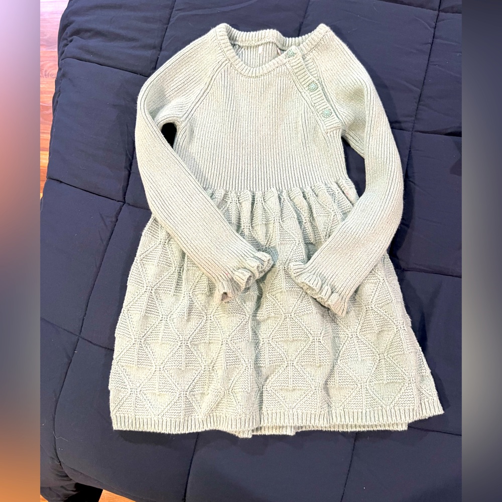 Girls dress